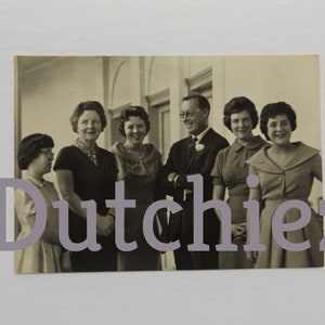 Carte postale de la famille royale néerlandaise, la reine Juliana, le prince Bernhard et les princesses, carte photo à collectionner, carte illustrée, impression, souvenirs,