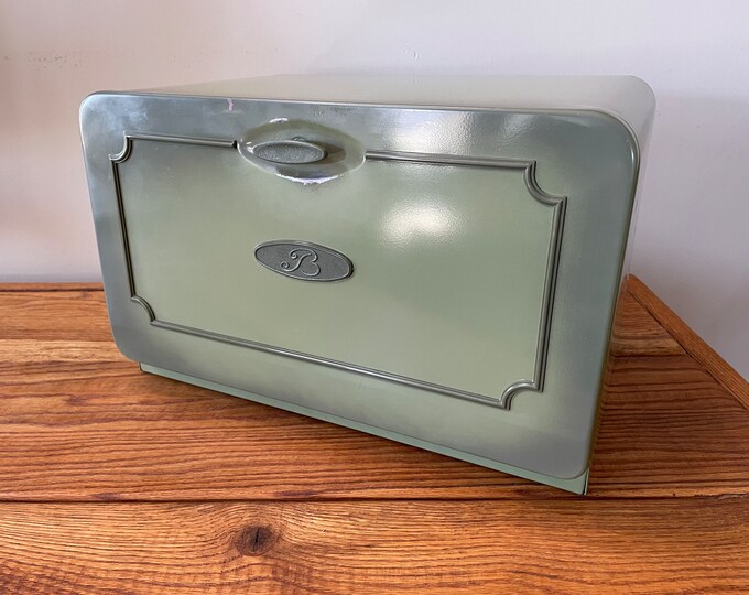Retro EKCO Bread Box Vintage Metal Bread Box With Wooden Cutting Board Made in Canada Etsy