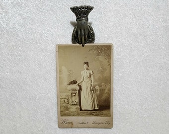 Victorian cabinet card photo of a young black woman. 19th century.