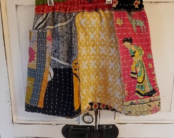 Skirt. Kantha. Upcycled women's clothing. Upcycled clothing. Upcycled skirt. Eco sustainable! Thewoodenwolf etsy shop