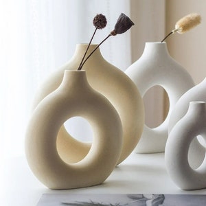 2 beige ceramic vase set, donut vase set