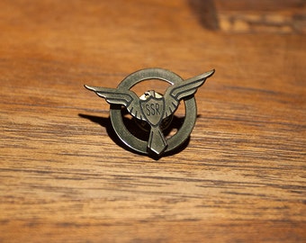 Strategic Scientific Reserve Pin Avengers Captain America Peggy Carter Howard Stark Allied Hydra SSR Phillips Howling Commando Cosplay