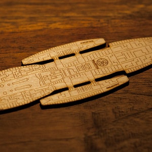 Battlestar Galactica Magnet -Galactica Apollo Starbuck Kara Thrace Adama Boomer Racetrack Cylon Raider FTL Spaceship DRADIS Caprica Tyrol