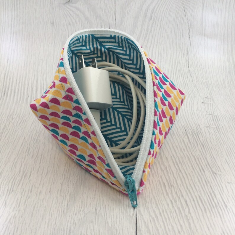 Geometric TurquoiseWhitePink Peapod Pouch Cable Organizer