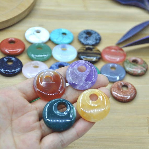 Collana In Cristallo Naturale Con Ciondolo A Forma Di Amuleto - Foto 3