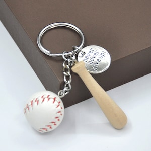 Baseball Bat &Baseball Keychain,Never Give Up Keychain,Baseball Keychain,Backpack Keychain,Souvenir for Baseball Game,Gift for Baseball Team