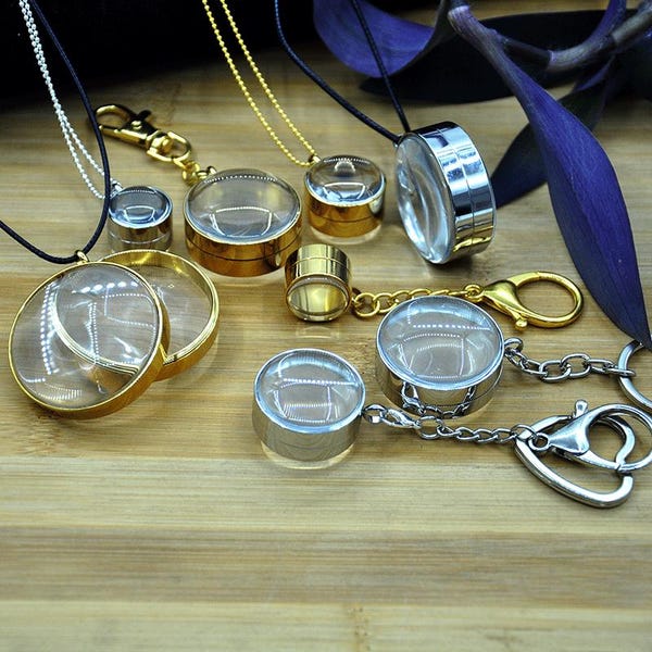 Curved Glass Living Memory Locket Floating Locket Necklace、Keychain，Stainless Steel Magnifying Necklace, Pet Memory Locket Keychain