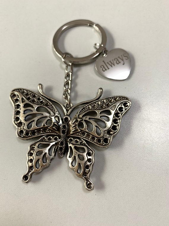 Personalisierter Schlüsselanhänger - Schmetterling, groß