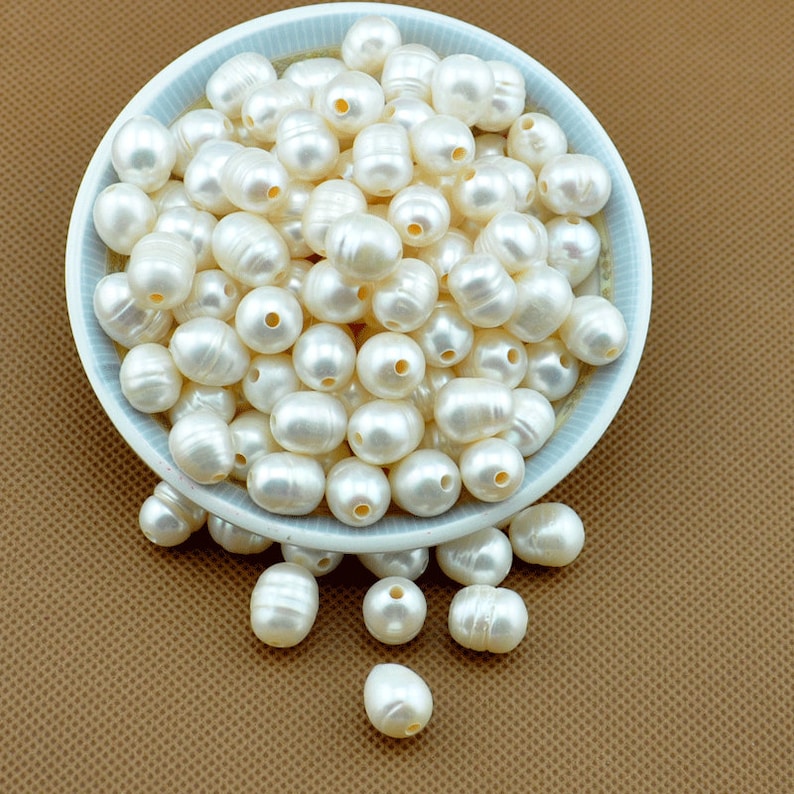 Charm Hole Pearl