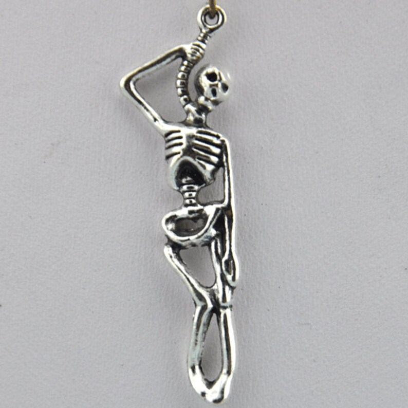 20 Pcs of Antique Silver Skeleton Hanging on Rope Pendants | Etsy