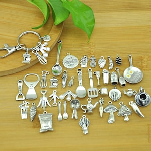 DESIGN A Keychain，Baking Charm Jewelry，Create Your Own baker Fun Charms Measuring Cup Mixer Hand Mixer Charm Keychain, Baker Keychain