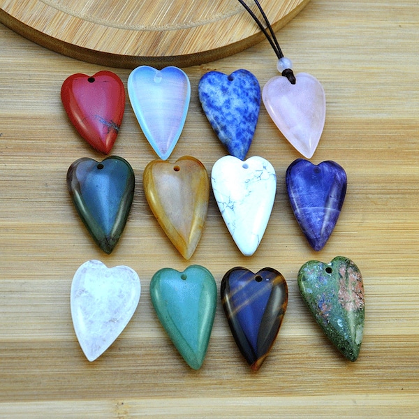 Carved Gemstone Big Sharp Heart Necklace，Gemstone Love Heart For DIY Jewelry,Healing Crystal Heart Pendant with Adjustable Rope Necklace