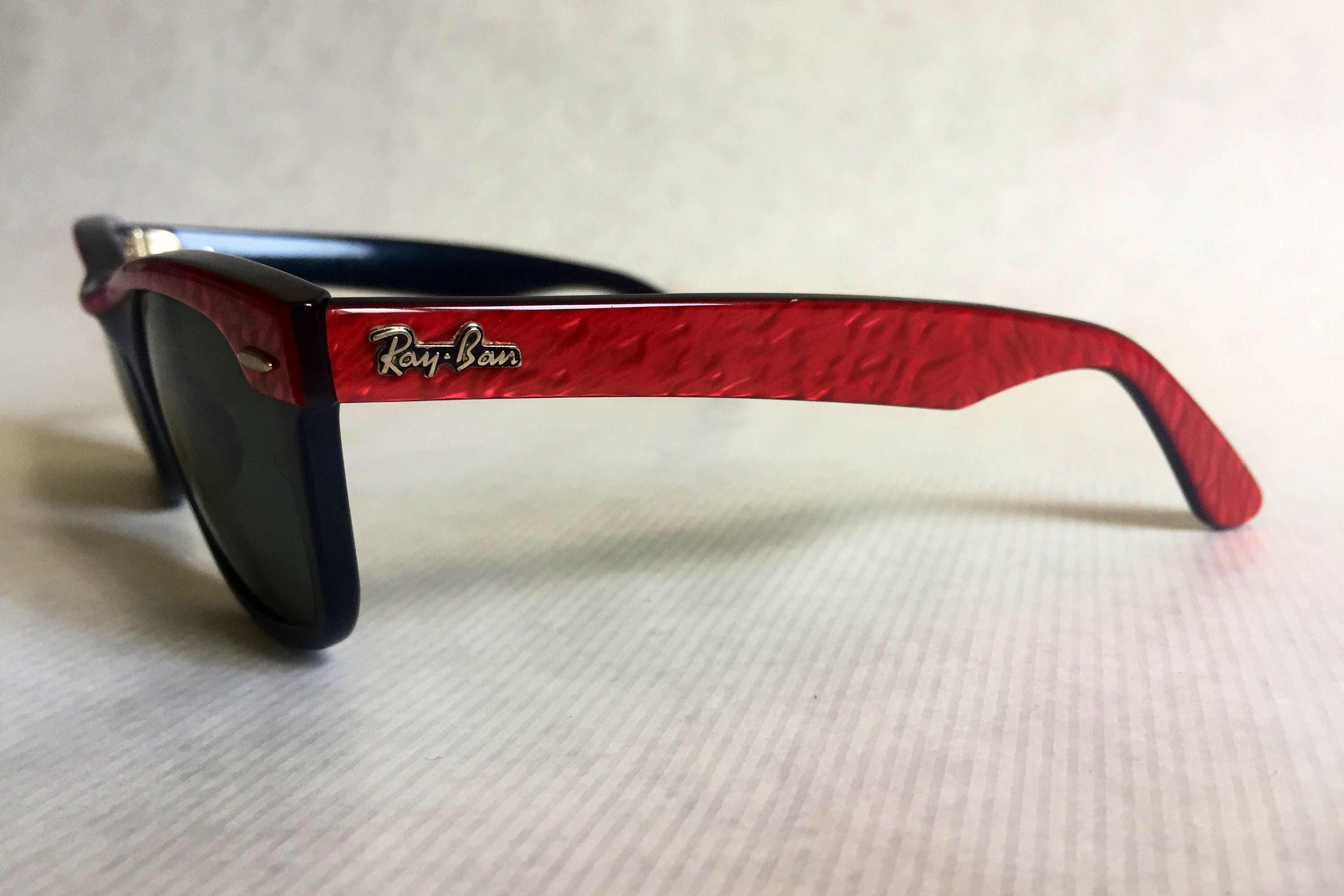 mens sorty sunglasses of 1960s