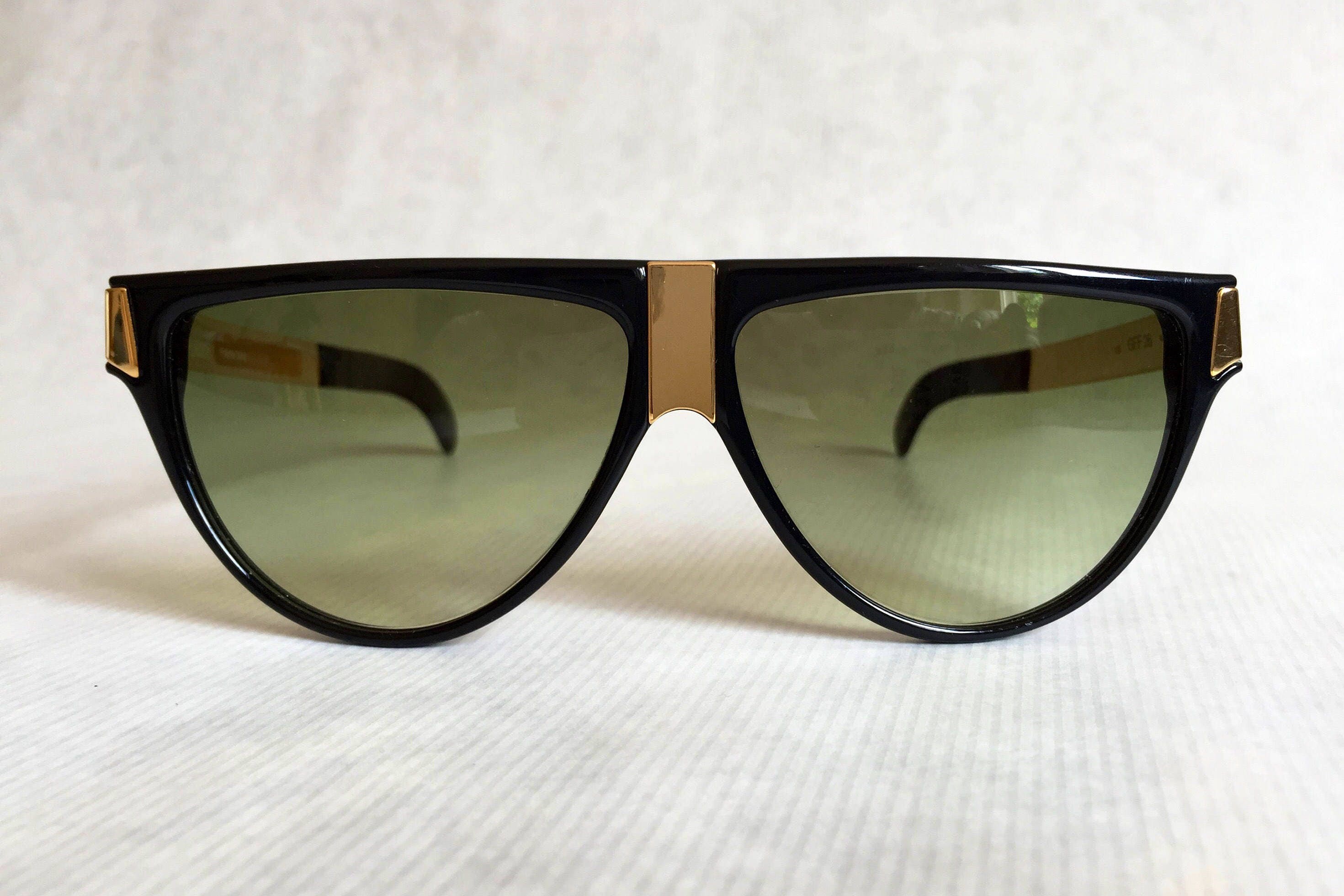 Gianfranco Ferre GFF 26 Vintage Sunglasses including Ferre Case - New ...