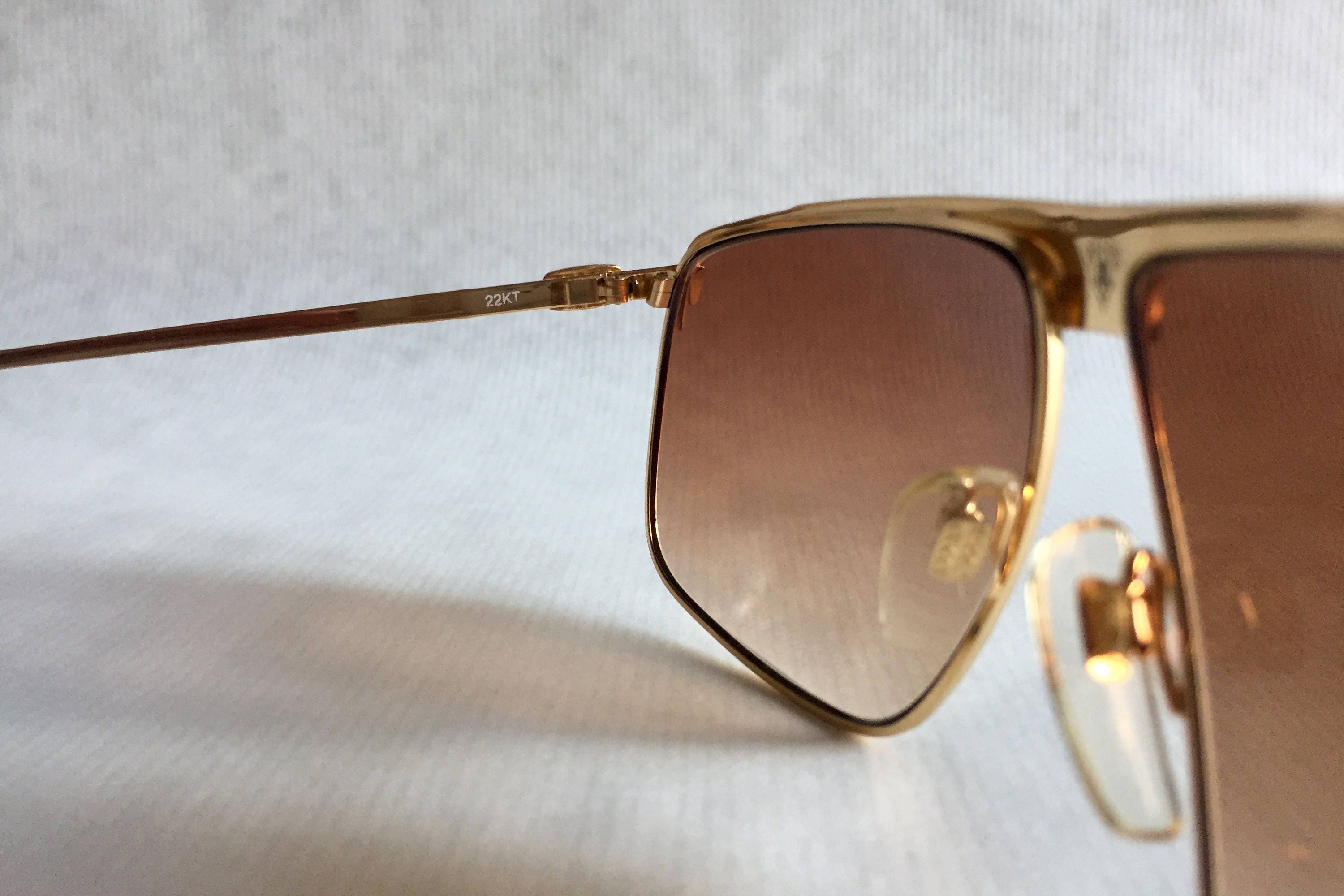 GUCCI GG40 22kt Gold Vintage Sunglasses New Old Stock