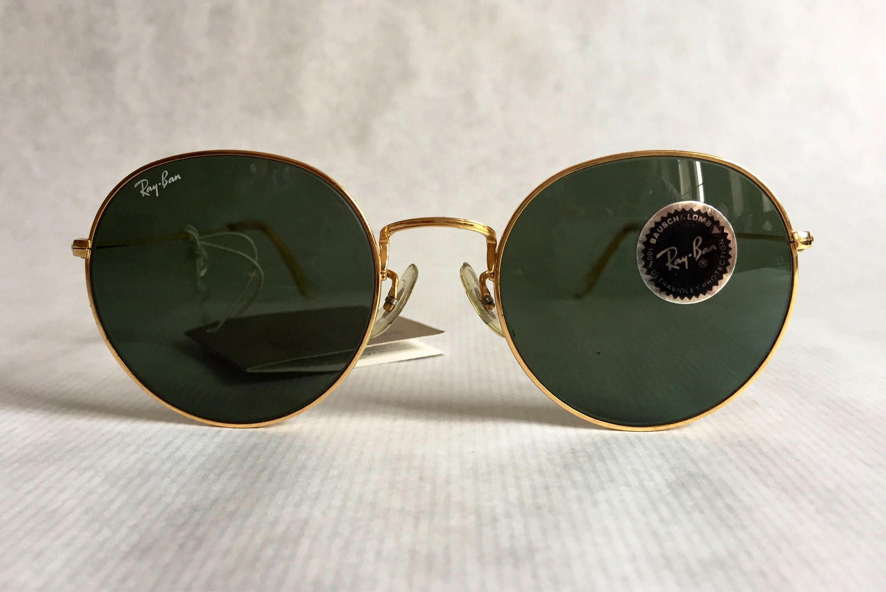 Ray-Ban by Bausch & Lomb Classic Oval Vintage Sunglasses NOS including Case