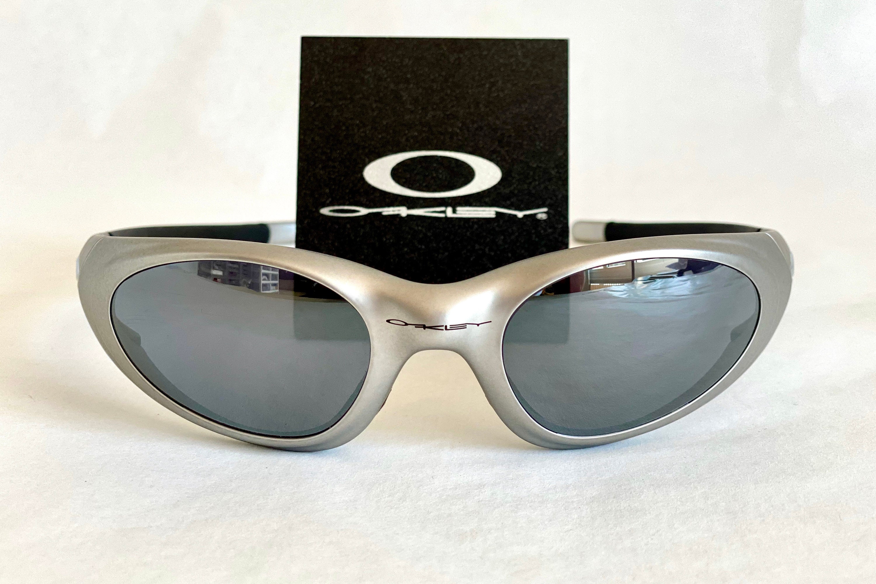 2000 Oakley Eye Jacket®  FMJ Black Iridium Vintage Sunglasses – Full Set  including Store Display – New Old Stock