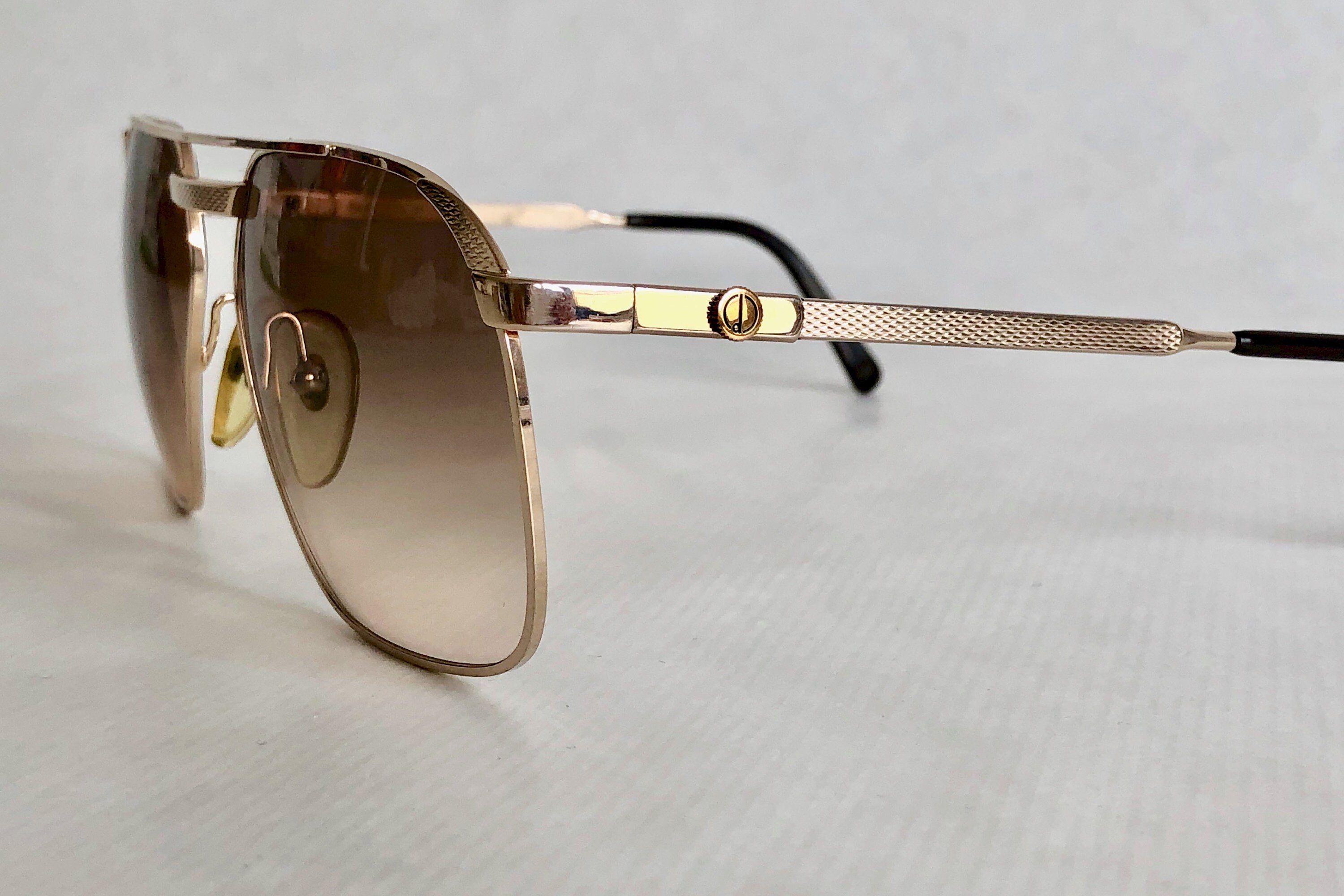 dunhill 6011