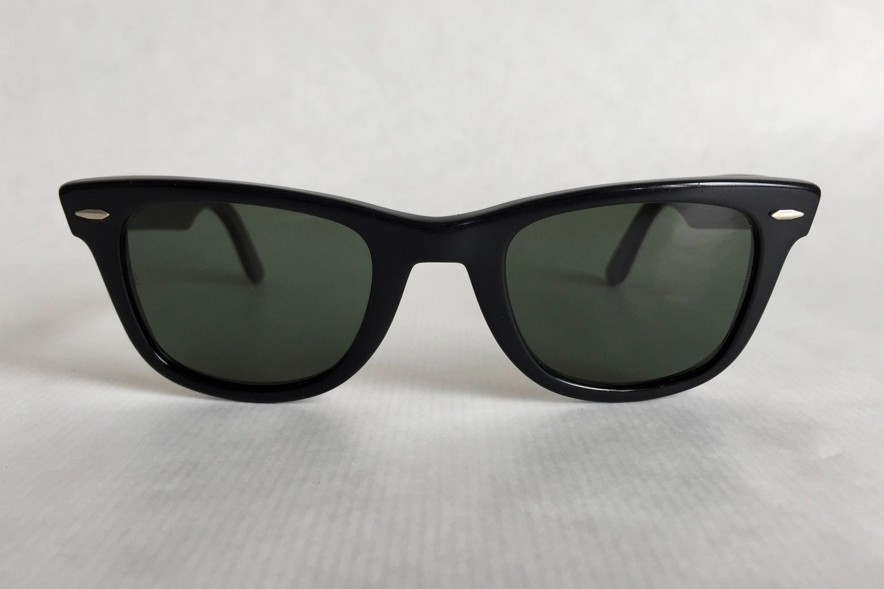Ray-Ban WAYFARER by Bausch & Lomb Vintage Sunglasses First Ray-Ban WAYFARER by Bausch & Lomb Vintage Sunglasses First