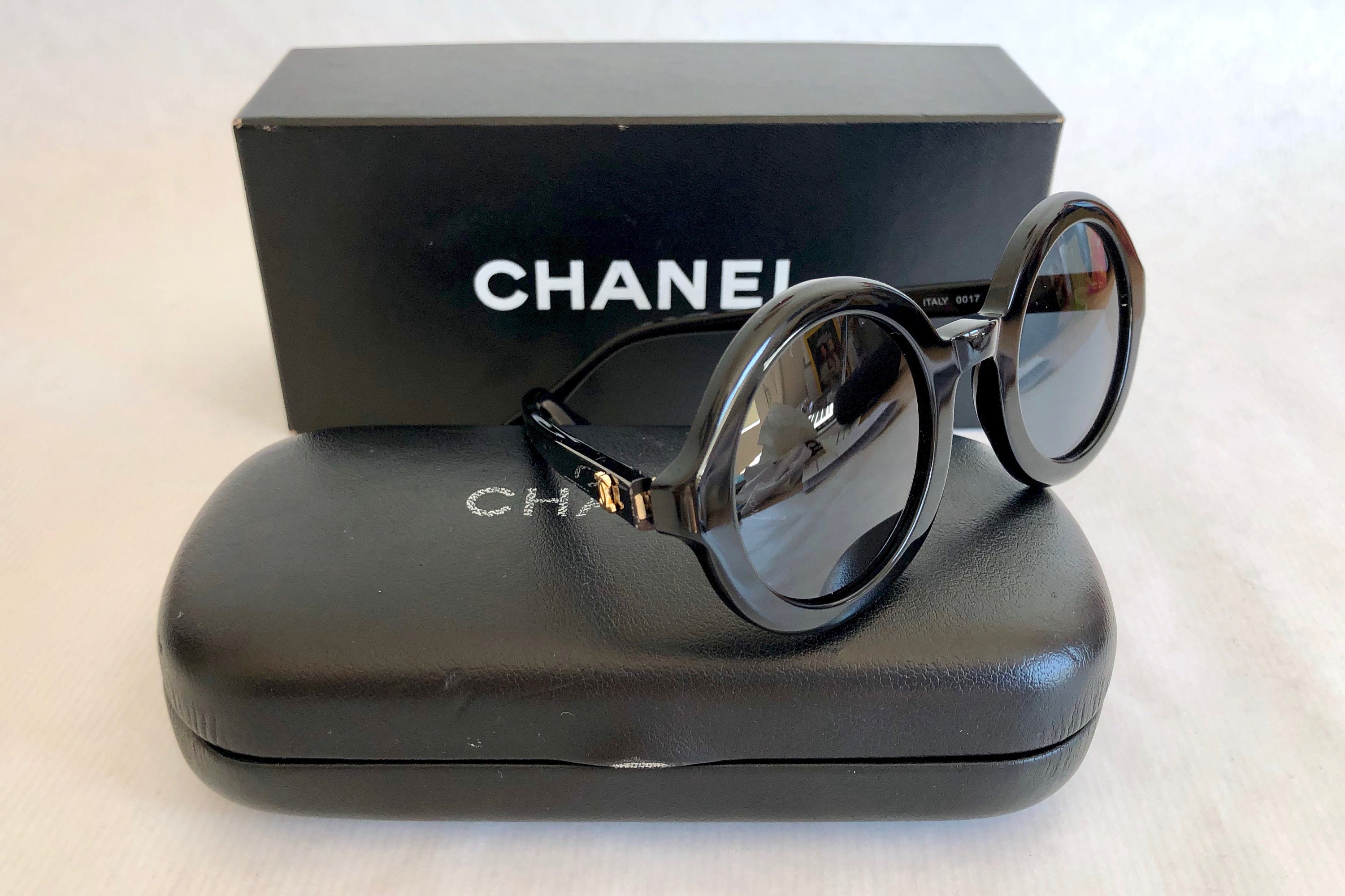 CHANEL 0017 10 Vintage Sunglasses New Old Stock including Case and Box