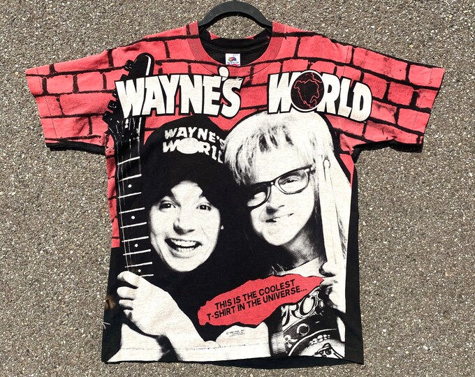 Vintage 1992 Wayne's World Stanley Desantis All Over Print T-Shirt Made in USA Fruit of the Loom Single Stitch Size L