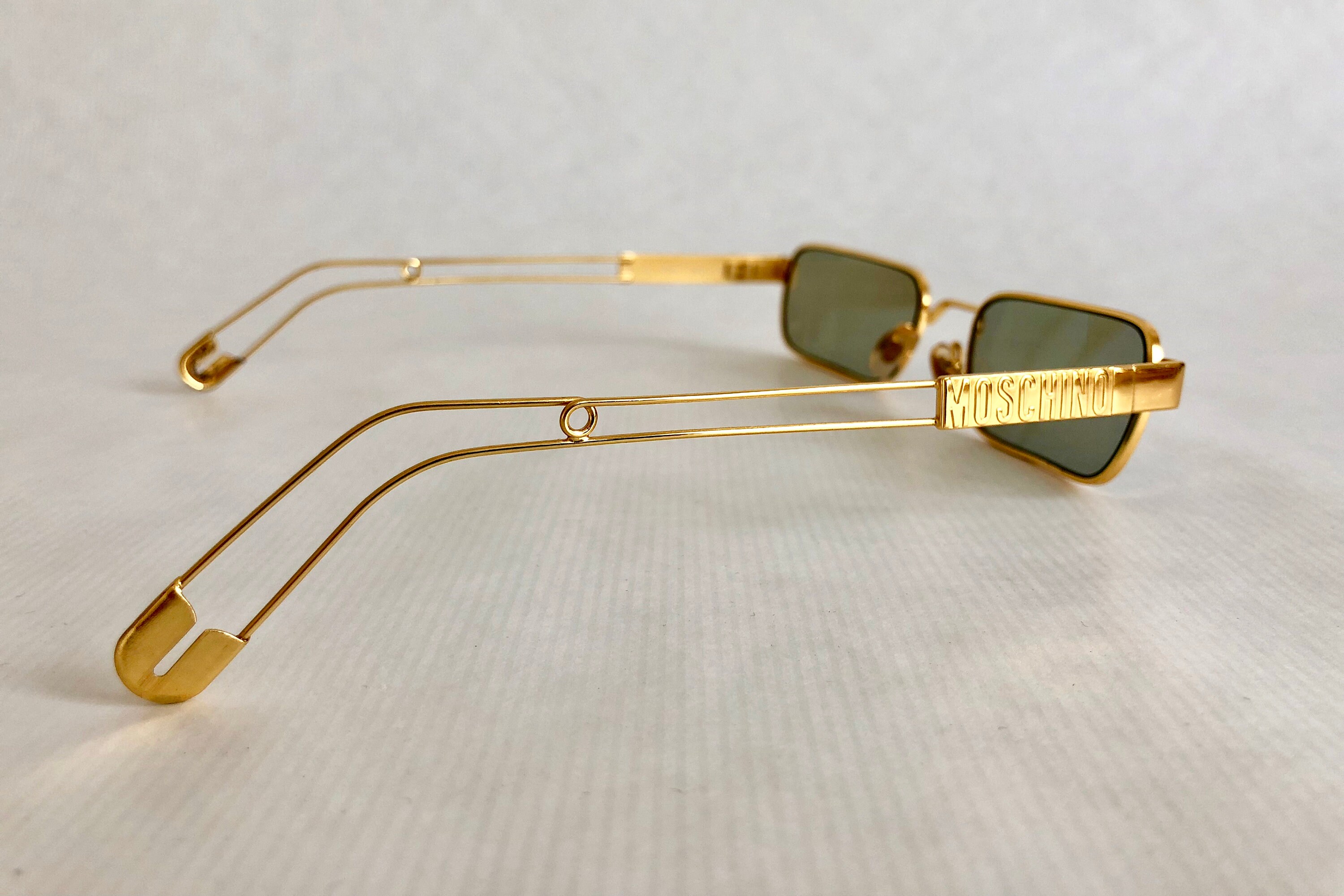 moschino by persol