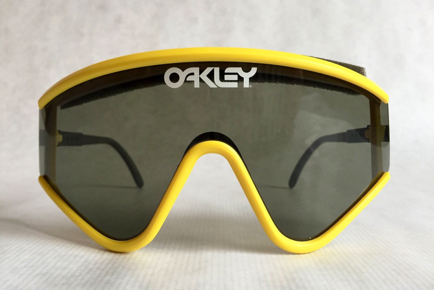 Factory Pilot 1987 Vintage Sunglasses Set - Etsy