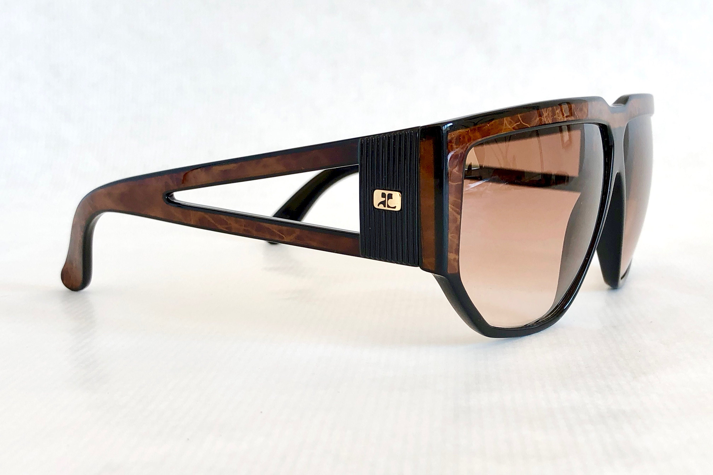 Courrèges 8829 «The Dictator» Vintage Sunglasses – New Old Stock 