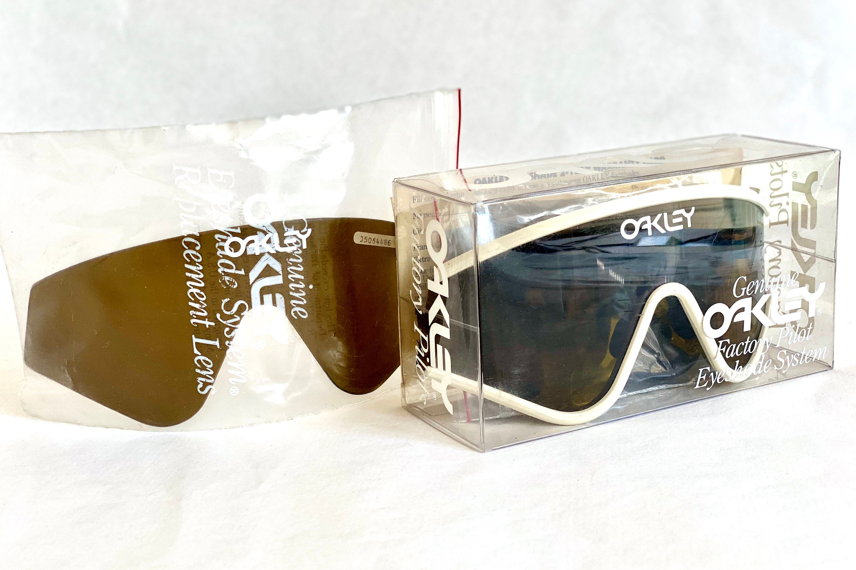 1988 Oakley Factory Pilot Eyeshade Vintage Sunglasses Full Set Including 2 Bronze Lenses New