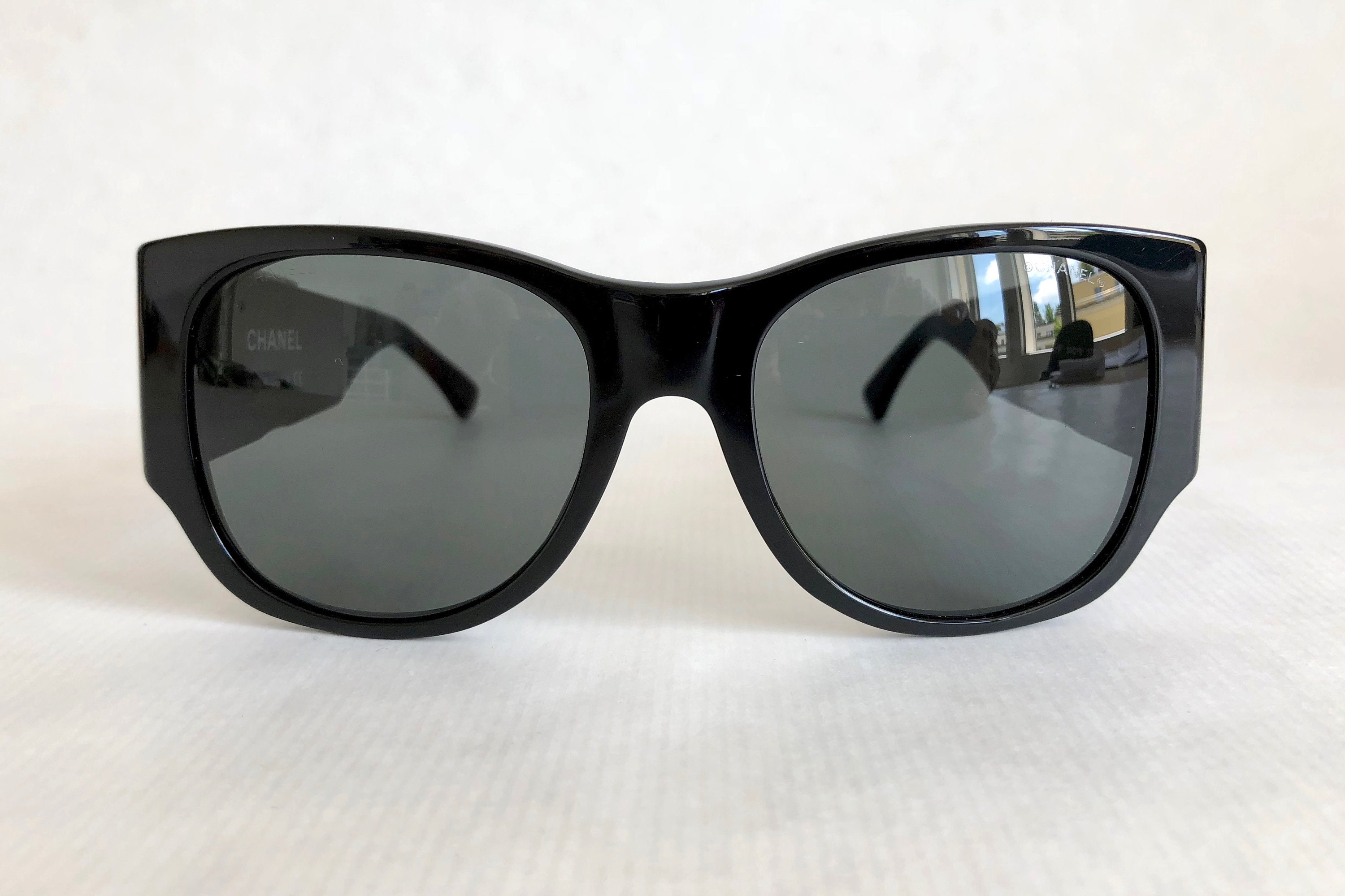 CHANEL CC Turnlock Sunglasses 5234 Q Black 342538