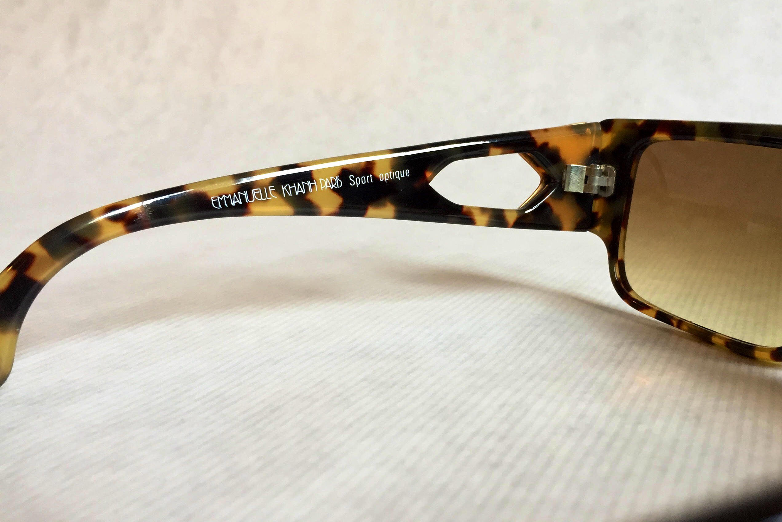 Lunettes De Soleil Vintage Emmanuelle Khanh 10640 18 HV - Parisian Elegance - Occasion