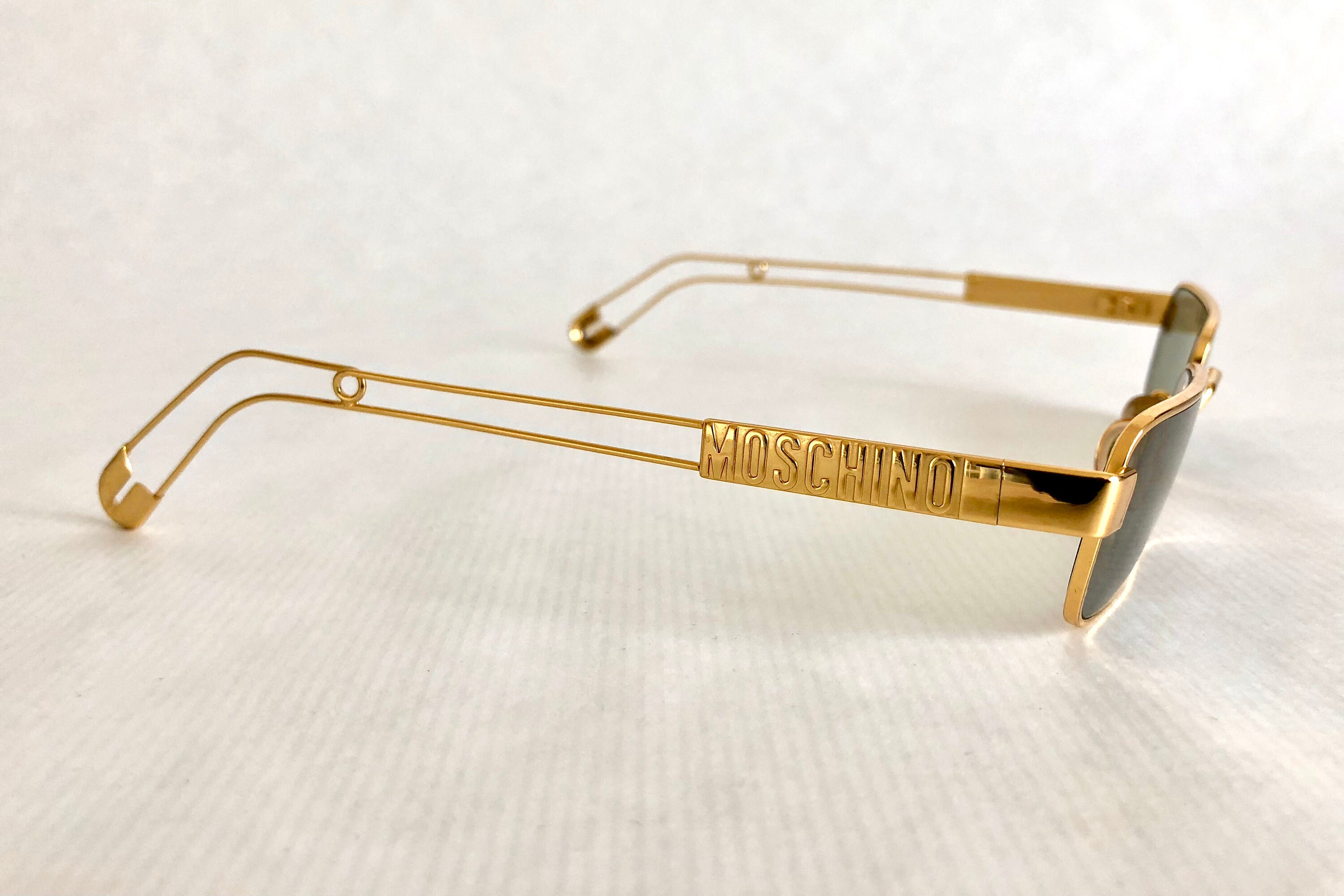 moschino by persol