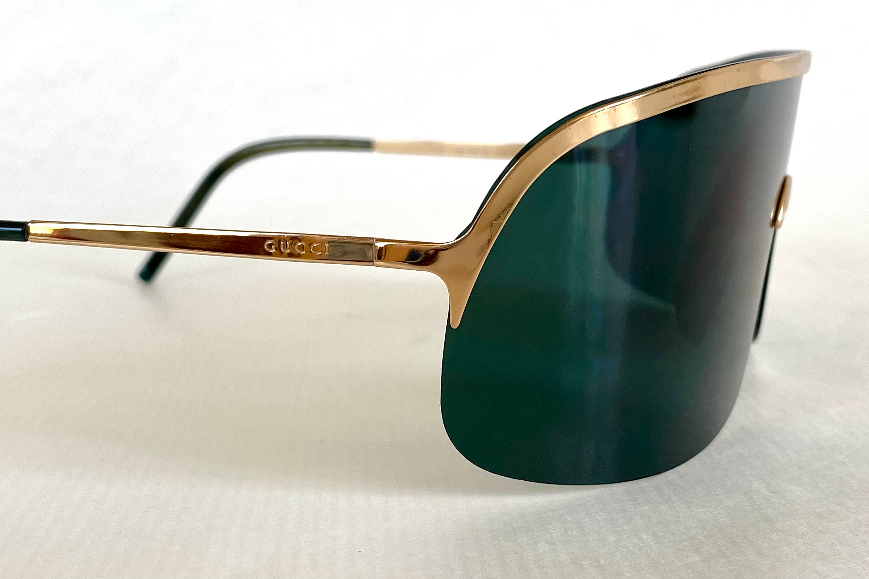 グッチ アリーヤ ヴィンテージ サングラス ピンク15 GG 1651/S Gucci GG 1651/S Vintage Sunglasses Aaliyah's Sunglasses with