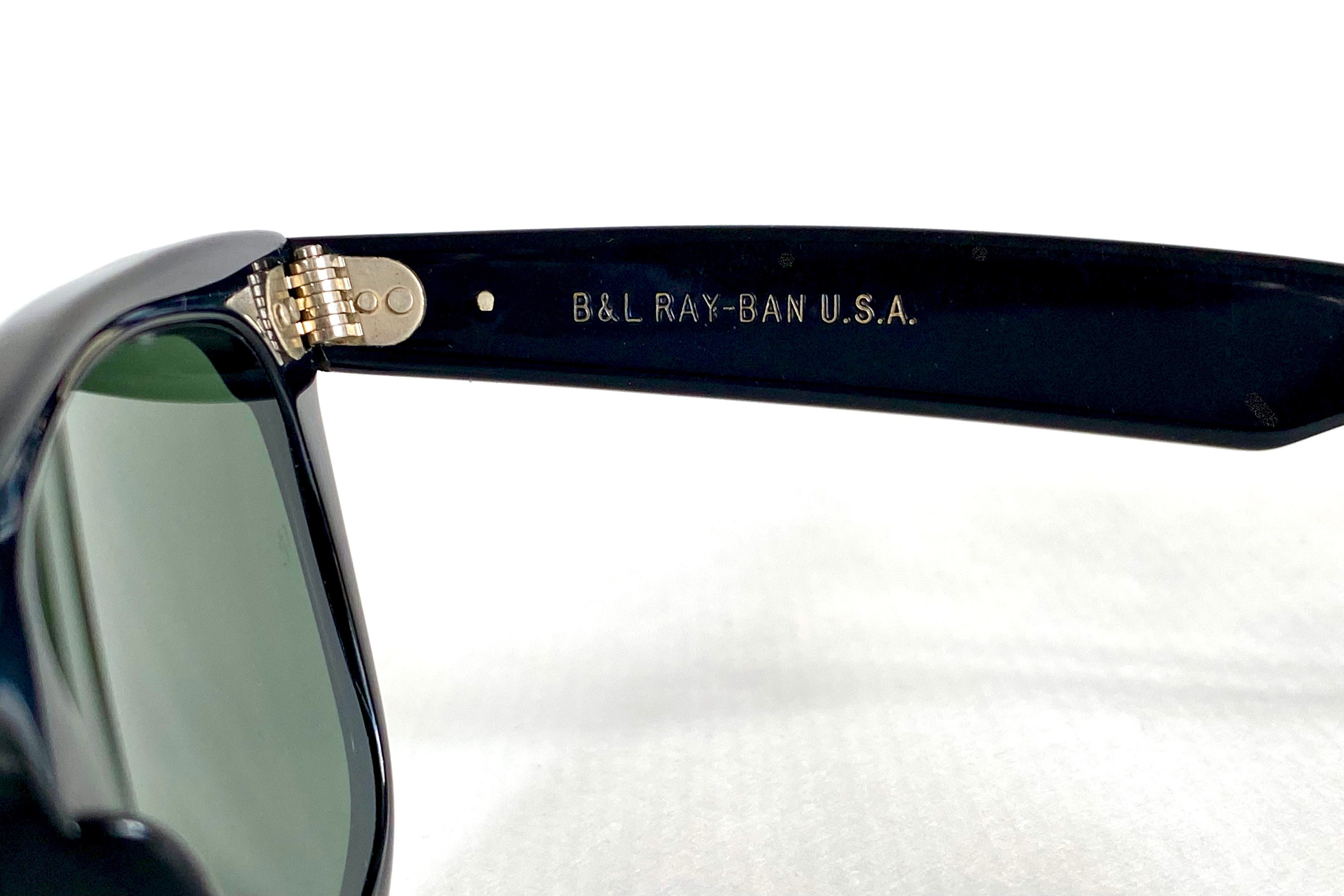 Vintage 1980s Ray-Ban by Bausch & Lomb WAYFARER Turquoise Vintage 1980s Ray-Ban by Bausch & Lomb WAYFARER Turquoise