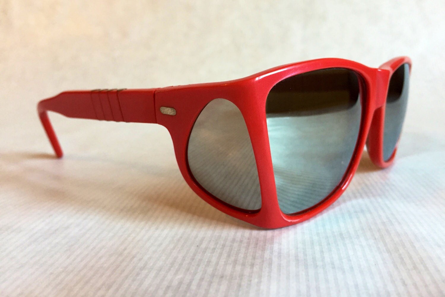 Vintage Moschino 1990s Red Metal and Rhinestone Sunglasses by Persol For  Sale at 1stDibs | diamante glasses frames