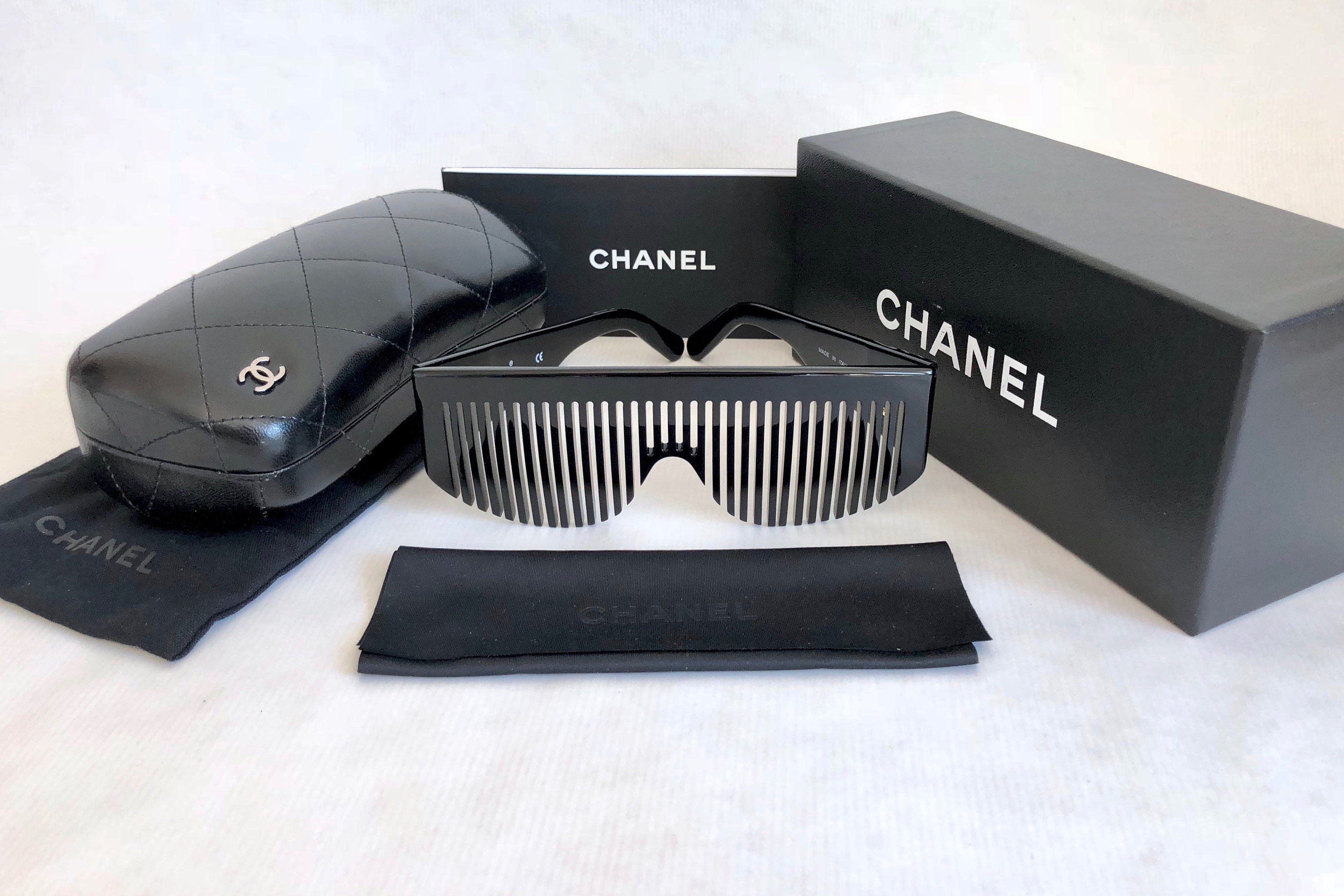 Chanel 04171 94305 Vintage Comb Sunglasses New Old Stock Full Set including  Leather Case