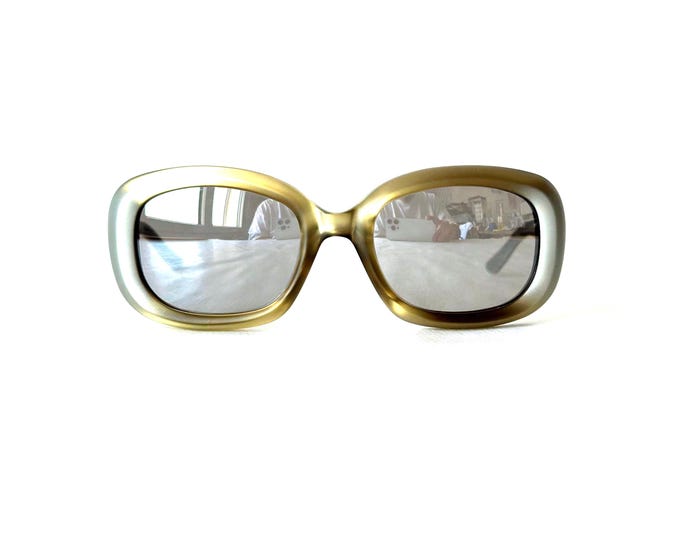 Vintage Christian Dior DIORLADYCAT2 Sunglasses New Old Stock Full Set Made in Italy in the 1990s