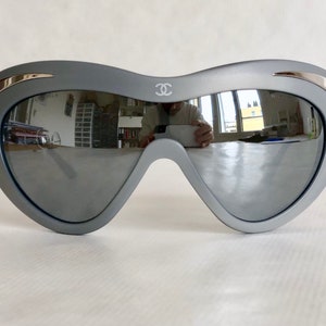 CHANEL 15545 Vintage Sunglasses – New Unworn Deadstock