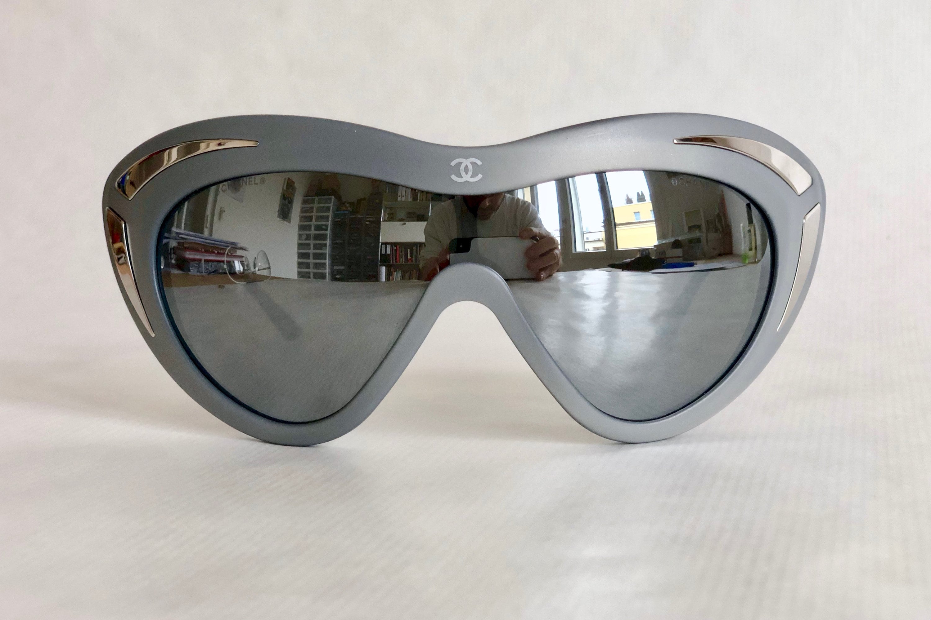 CHANEL 15545 Vintage Sunglasses – New Unworn Deadstock