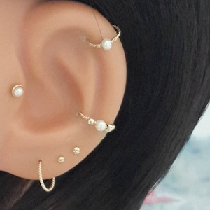 Diamond Cut Helix Twisted Hoop 16g 18g 20g 22g 14K Gold Filled Twisted Hoop,Daith,Tragus,Septum,Nose Ring,Twisted Silver Ring, Handcrafted