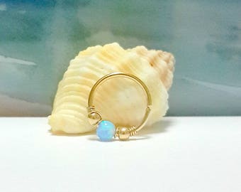 Pendiente de caracola de ópalo azul claro: joyería perforante rellena de oro de 14 k, calibre 16-22, Sharm Jewelry