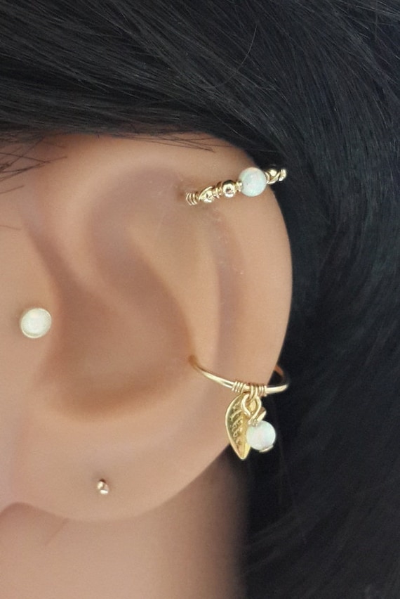 14k Yellow Gold Beaded Cartilage Hoop Ring 14k Yellow Gold Beaded Cartilage Hoop Ring