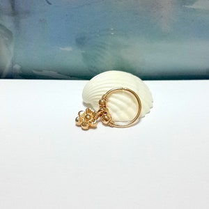 Gold Flower Pendant Cartilage Earring, Tiny Flower Helix Hoop, Gold Helix, Conch Piercing,16G 18G 20G 22G,Sterling Silver Flower Hoop, Gifts