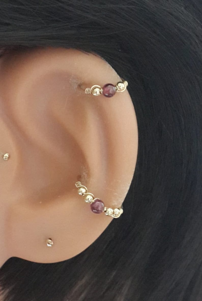 Boucle d'oreille naturelle de cartilage de grenat perçage Etsy Boucle d'oreille naturelle de cartilage de grenat perçage Etsy
