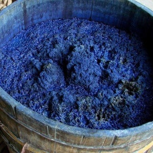 Índigo (indigofera tinctoria) 100gr. Tinte 100% natural para hilos y fibras