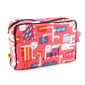 Cotton toiletry bag for baby girl image 4