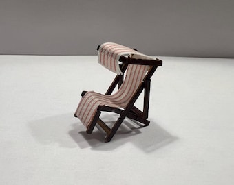 New, 1:48 Deckchair with Canopy and Footrest Kit to make. A 25th Celebration Kit.