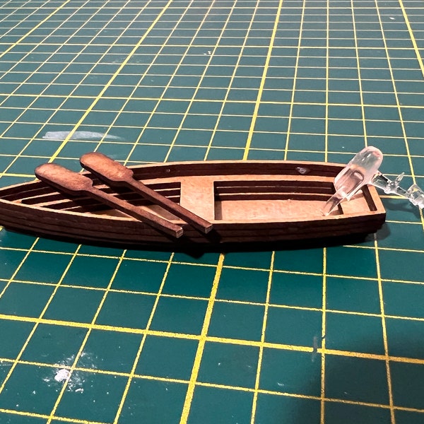 1:48 Large Rowing Boat kit (excludes outboard motor) for Collectors.