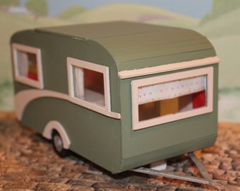 1:48 Old Retro Miniature Caravan Kit.