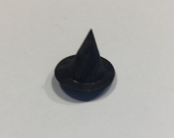 New, 1:48 Painted Witches/Wizards Hat. Completed item for Collectors.